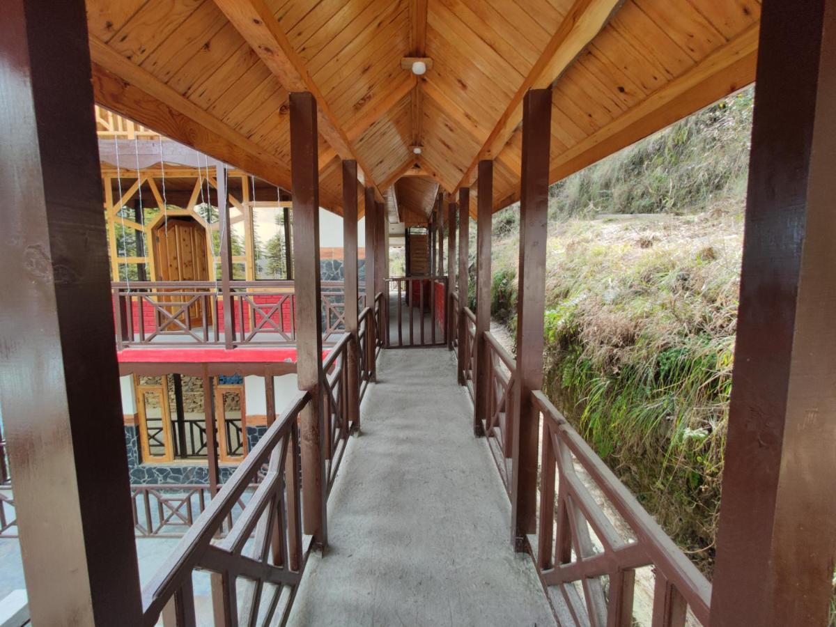 Freebird Nest 2 Stays & Cafe Jibhi Buitenkant foto