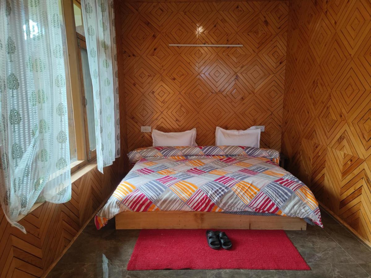 Freebird Nest 2 Stays & Cafe Jibhi Buitenkant foto